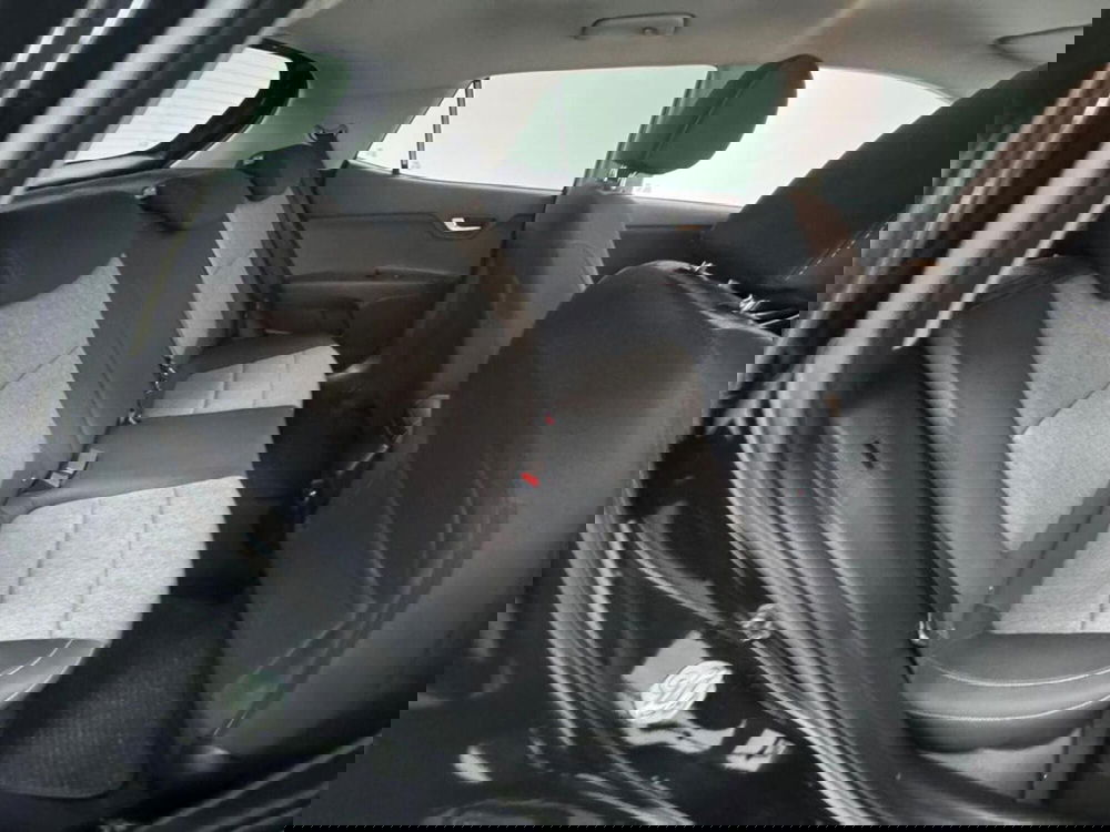 Kia Stonic usata a Como (5)