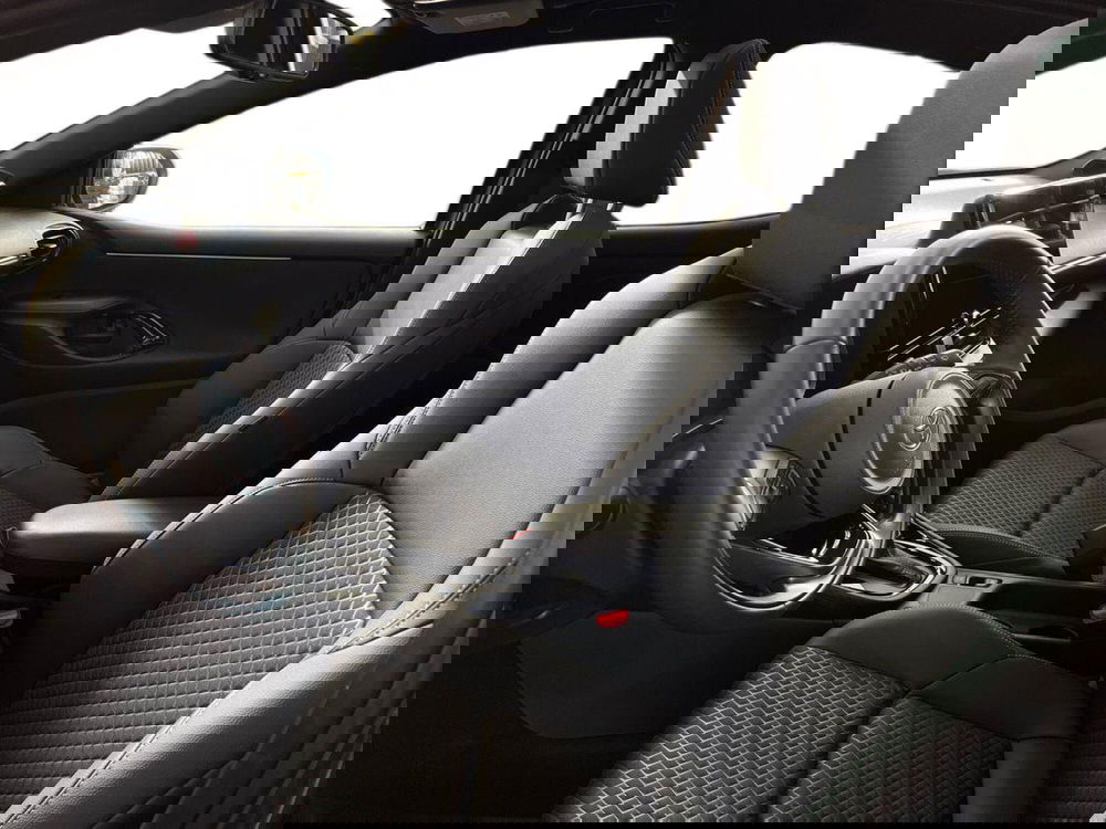 Toyota Yaris usata a Bari (7)