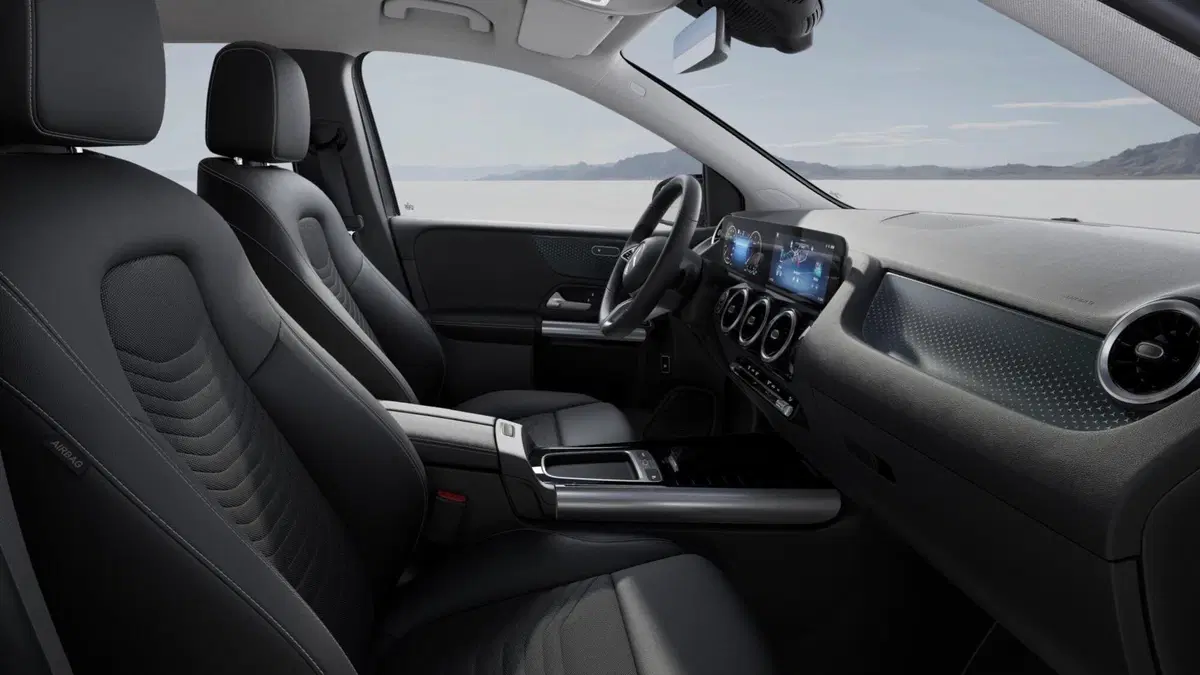 Mercedes-Benz Classe B nuova a Milano (6)