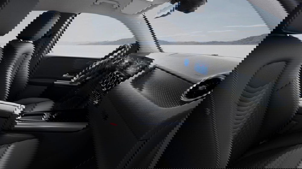 Mercedes-Benz Classe B nuova a Milano (6)