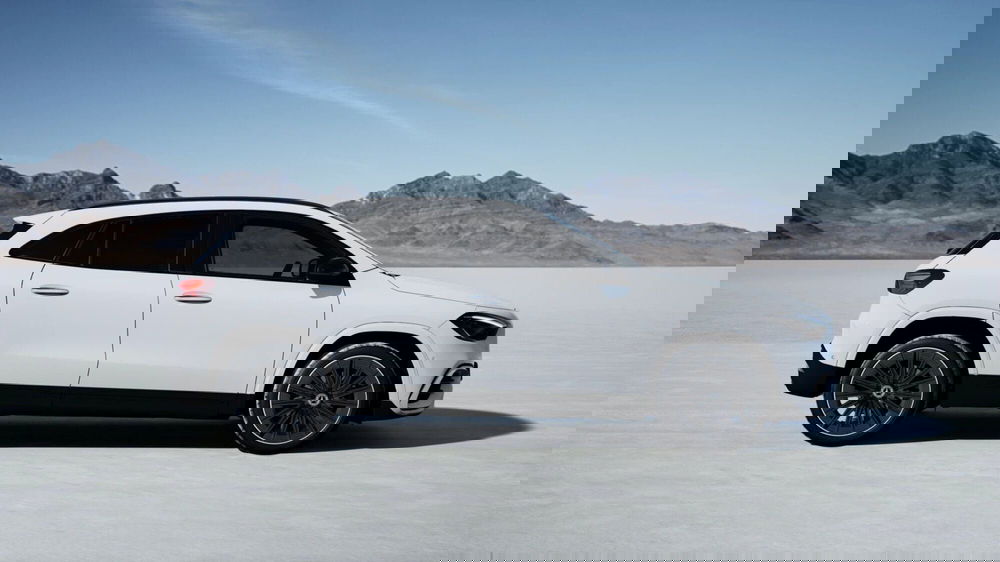 Mercedes-Benz GLA SUV nuova a Pescara (5)