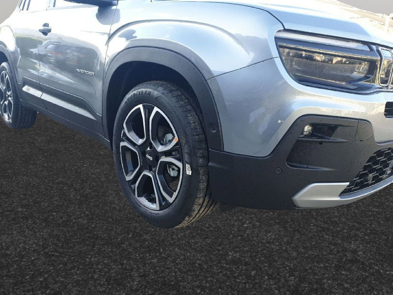 Jeep Avenger nuova a Pescara (13)