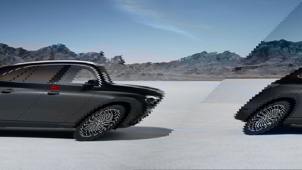 Mercedes-Benz GLC SUV nuova a Pescara (5)