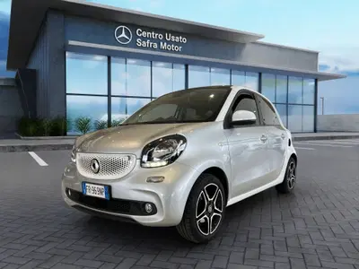 smart forfour forfour 70 1.0 twinamic Passion del 2018 usata a Rende