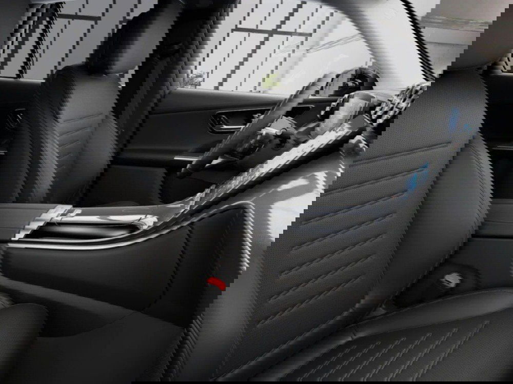 Mercedes-Benz GLC Coupé nuova a Ancona (11)