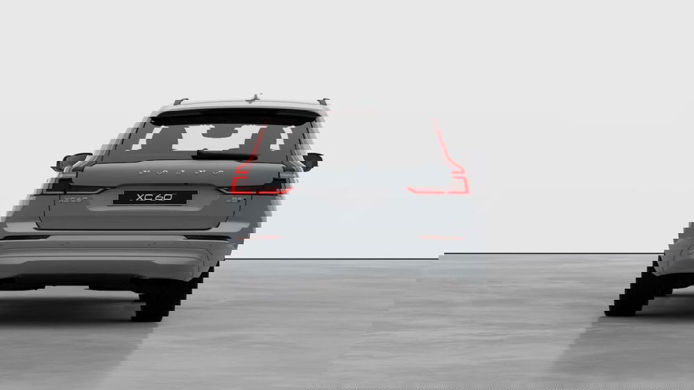 Volvo XC60 nuova a Como (4)