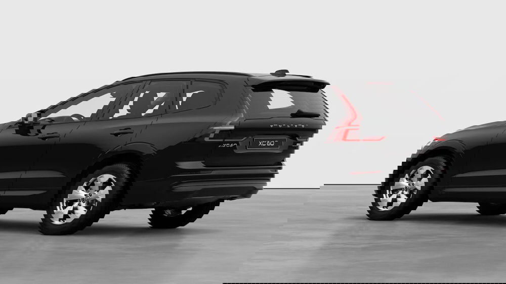 Volvo XC60 nuova a Como (4)