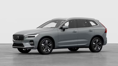 Volvo XC60 B5 AWD automatico Ultimate Bright nuova a Como