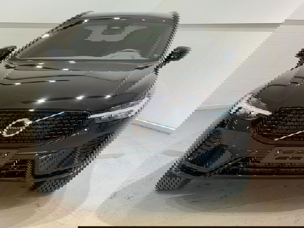 Volvo XC60 nuova a Como (2)