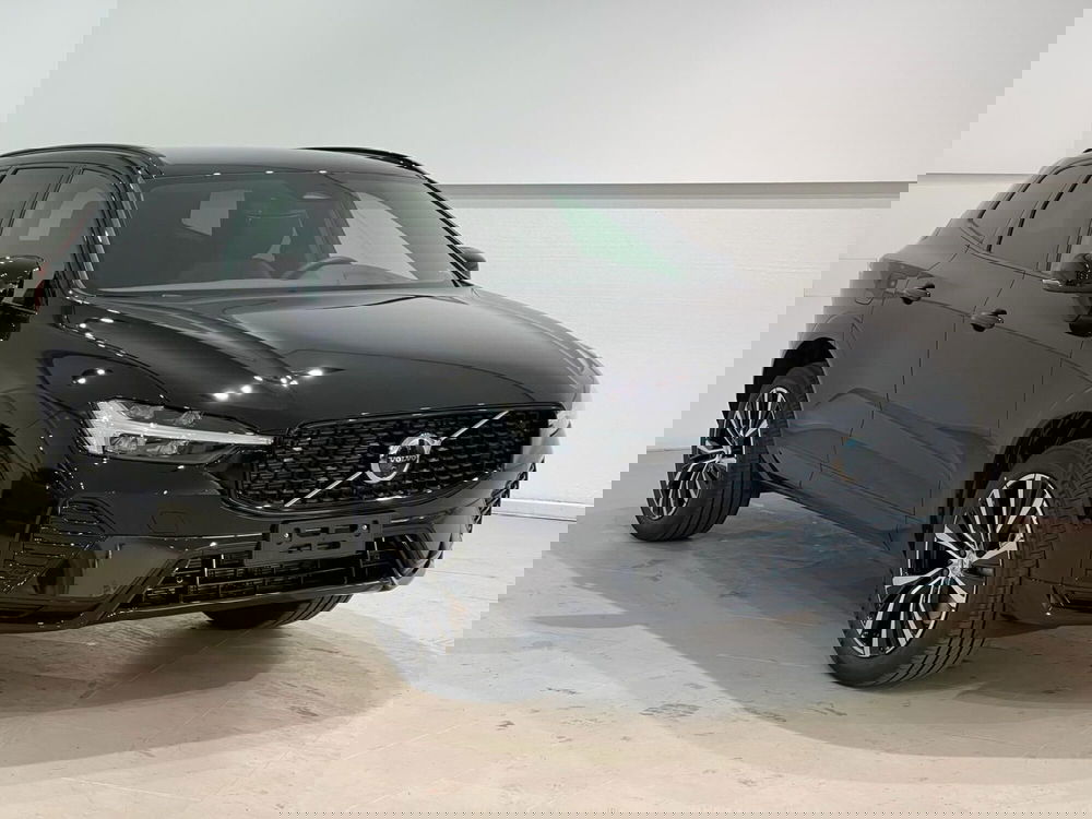 Volvo XC60 nuova a Como (3)