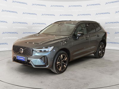 Volvo XC60 T6 Recharge AWD Plug-in Hybrid aut. Plus Dark nuova a Como