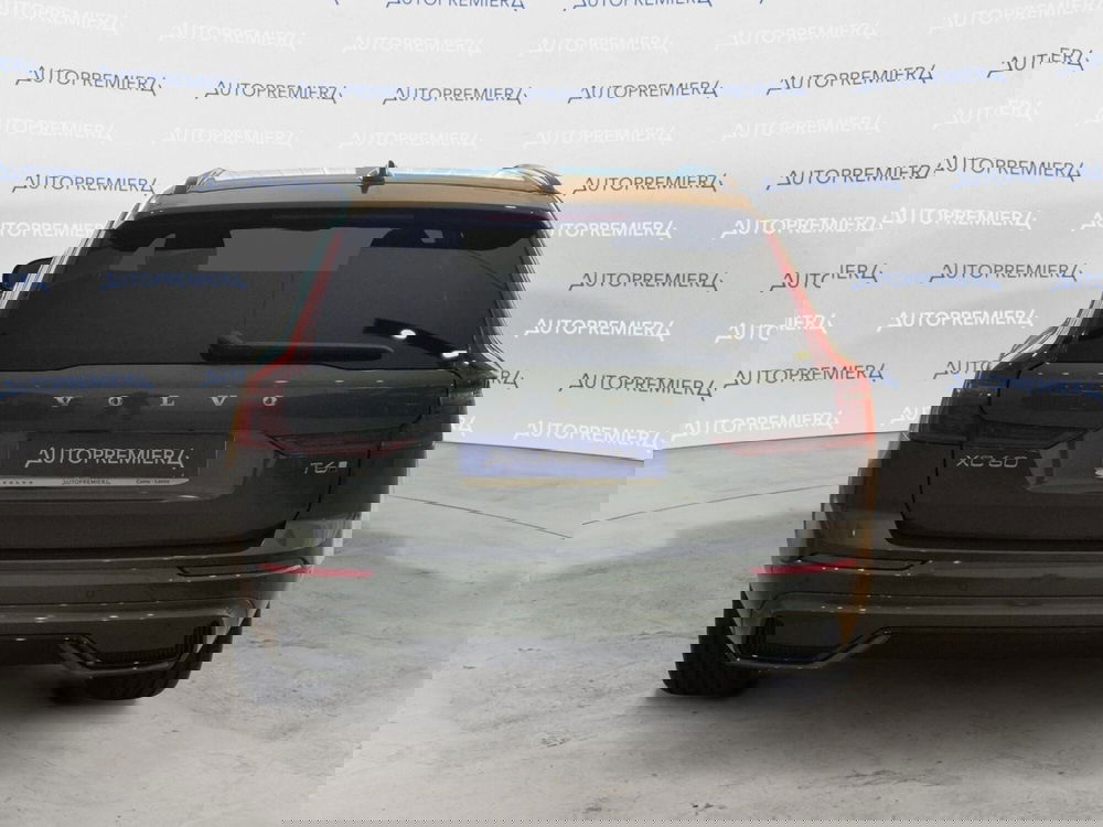 Volvo XC60 nuova a Como (5)