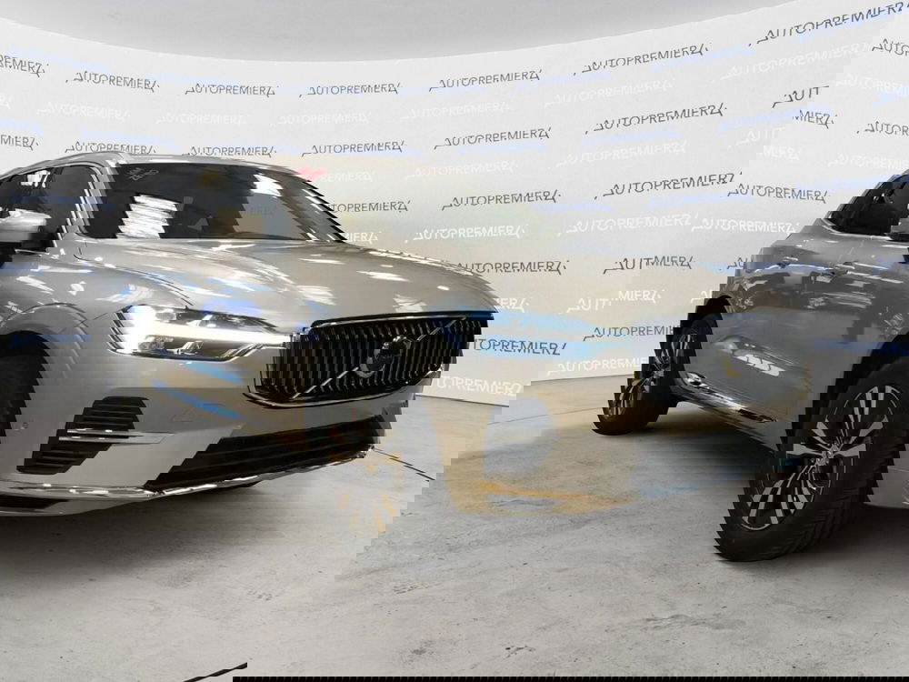 Volvo XC60 nuova a Como (3)