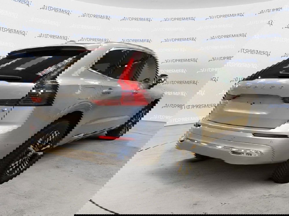 Volvo XC60 nuova a Como (5)