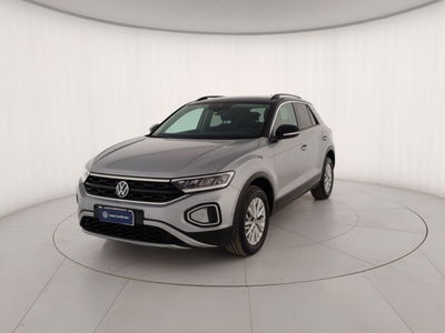 Volkswagen T-Roc 1.0 TSI Life del 2022 usata a Massa