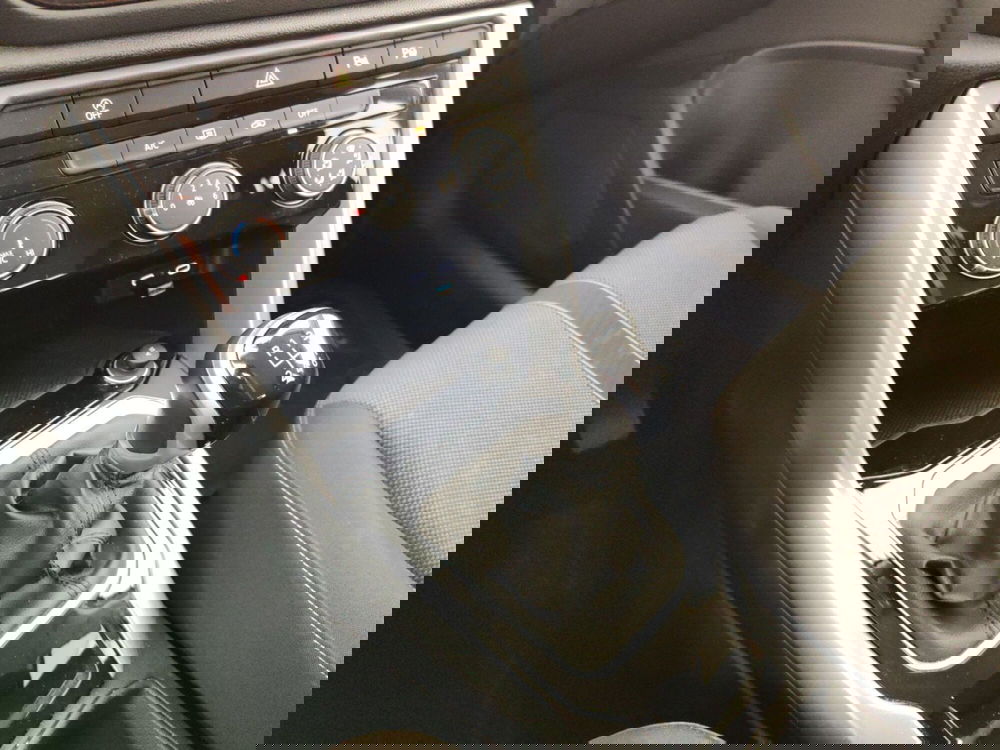 Volkswagen T-Roc usata a Massa-Carrara (11)