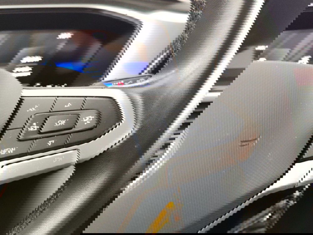 Volkswagen T-Roc usata a Massa-Carrara (12)