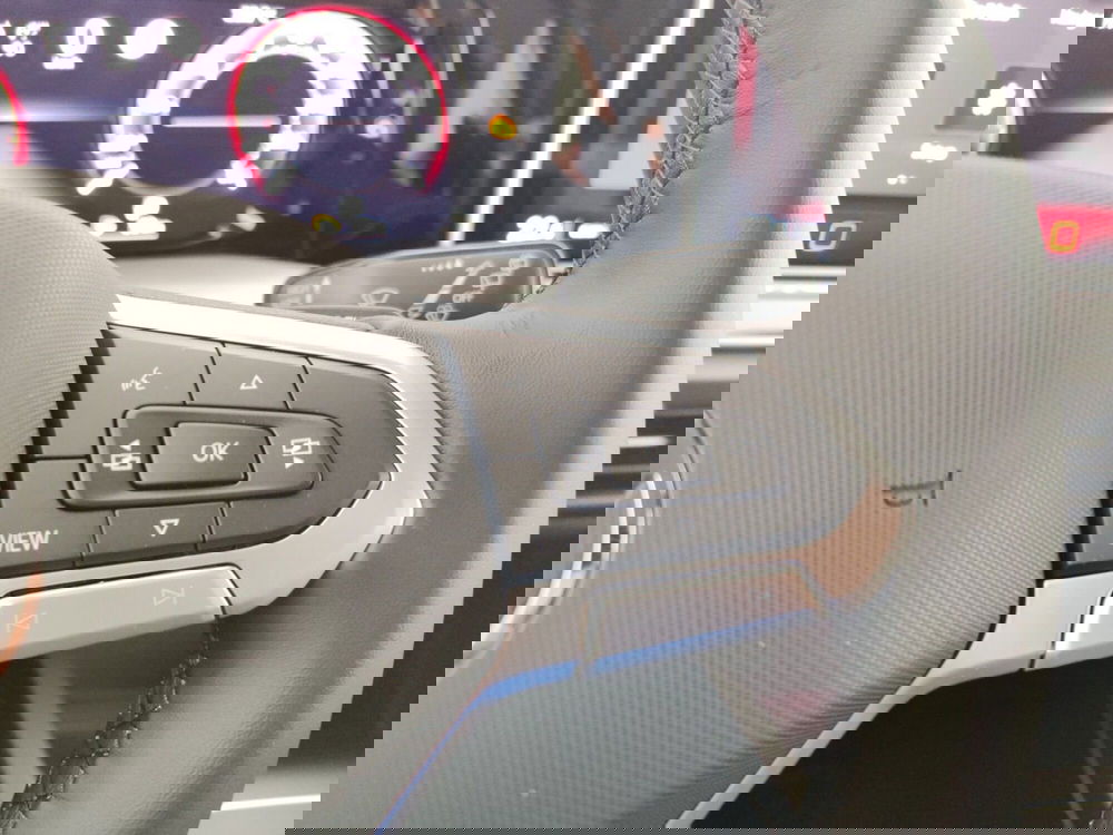 Volkswagen Golf usata a Massa-Carrara (16)