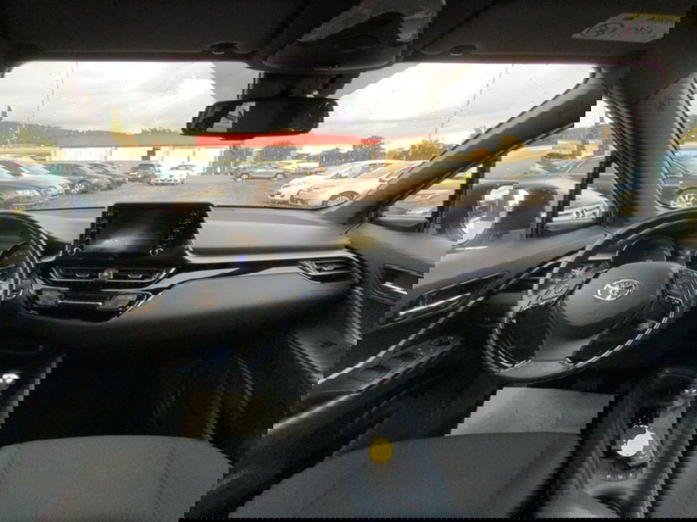 Toyota Toyota C-HR usata a Perugia (10)