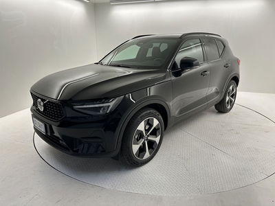Volvo XC40 B3 automatico Ultimate Dark del 2025 usata a Bergamo