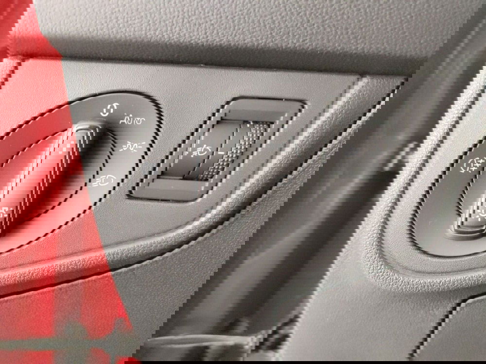 Volkswagen Taigo nuova a Napoli (11)