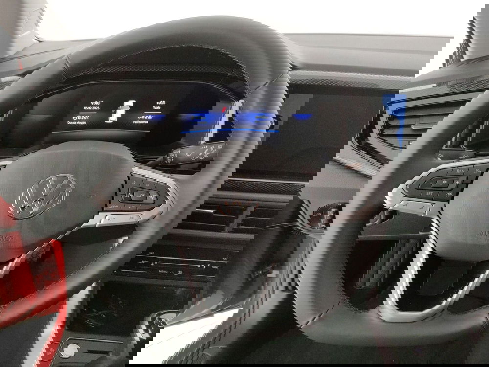 Volkswagen Taigo nuova a Napoli (13)