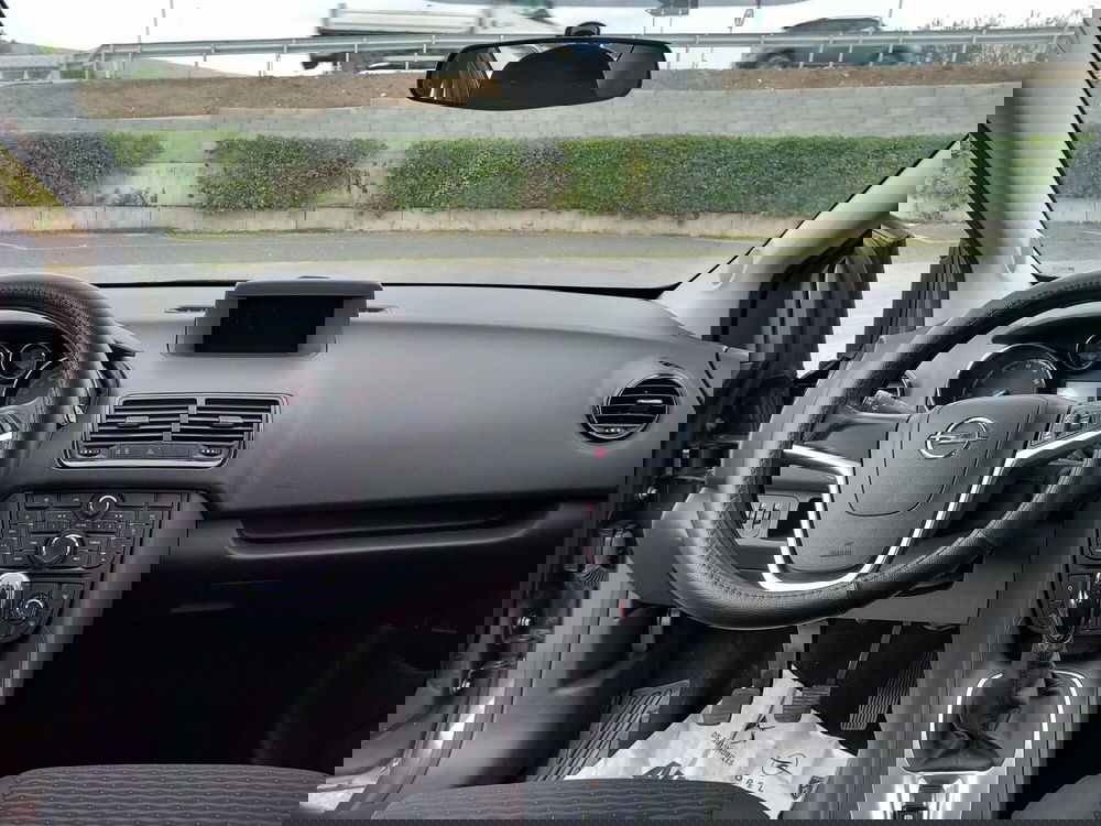 Opel Meriva usata a Lucca (14)