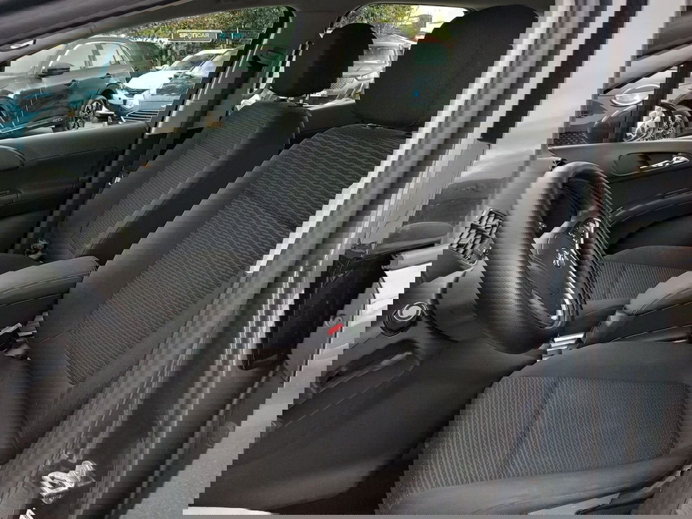 Opel Meriva usata a Lucca (9)