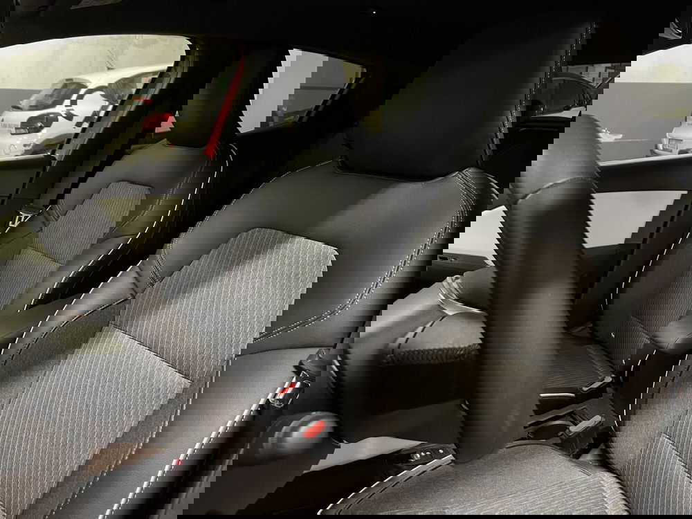 Renault Clio usata a Milano (13)