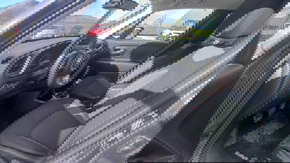 Jeep Renegade usata a Benevento (11)