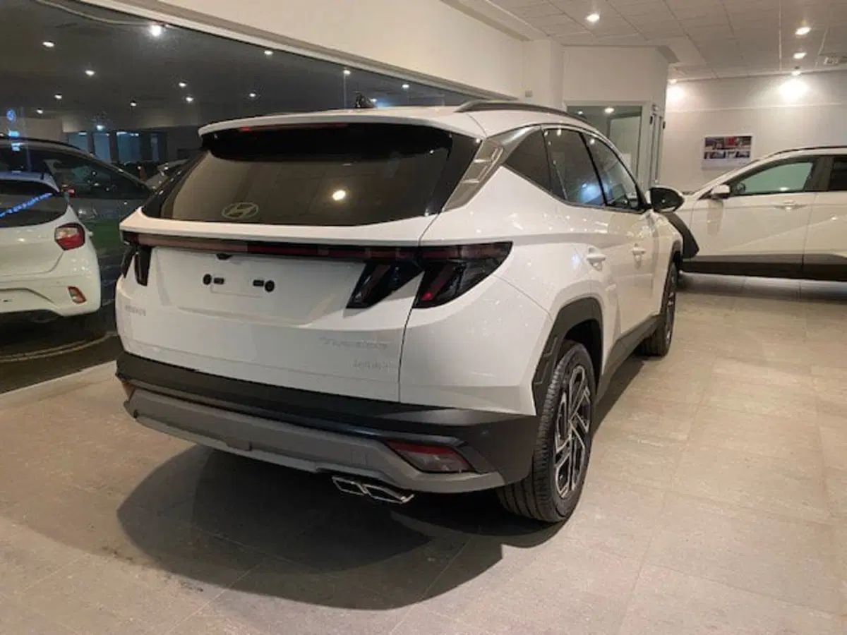 Hyundai Tucson nuova a Benevento (12)