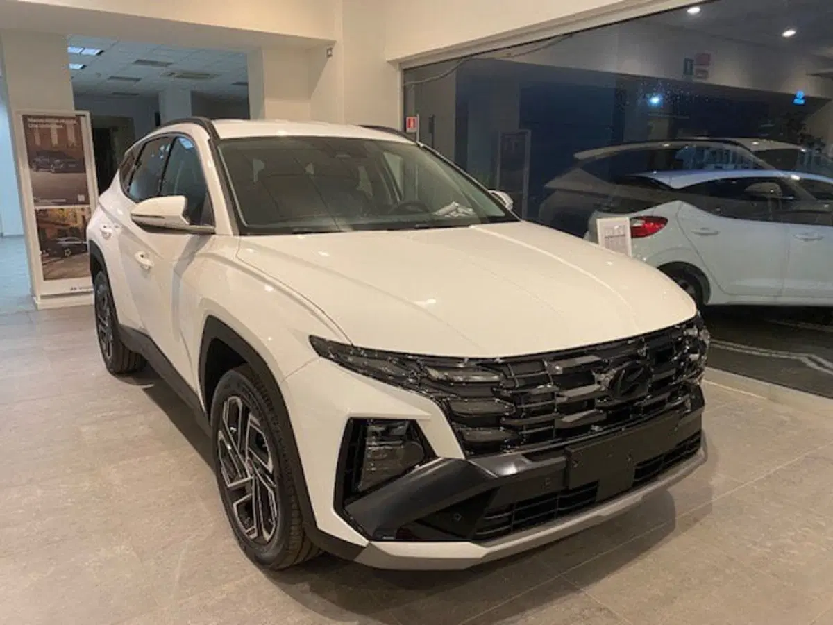 Hyundai Tucson nuova a Benevento (9)