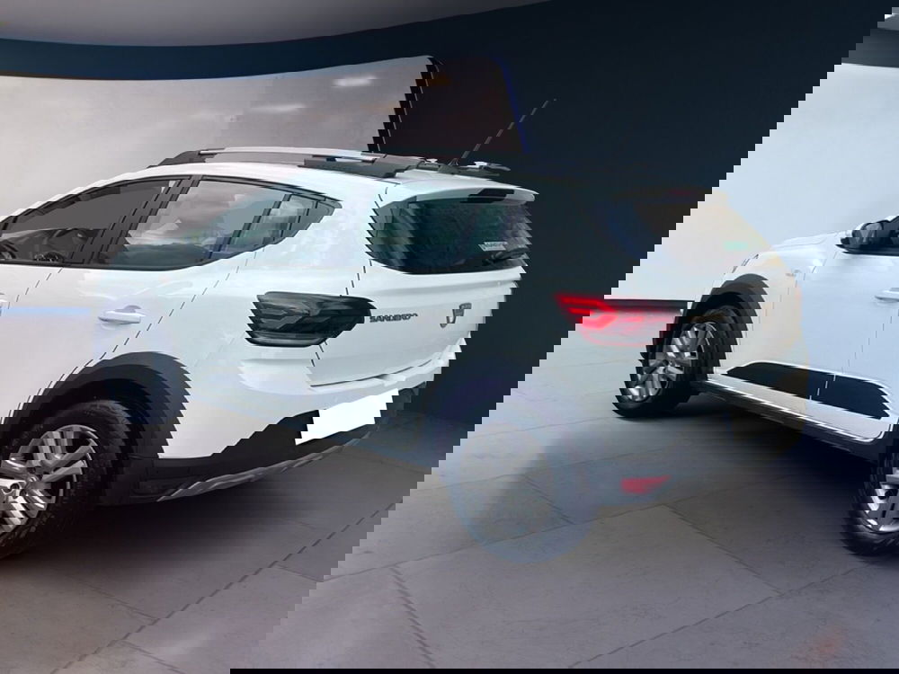 Dacia Sandero usata a Roma (3)