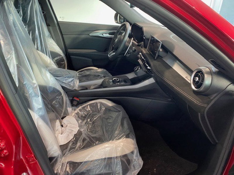 Alfa Romeo Tonale nuova a Benevento (14)