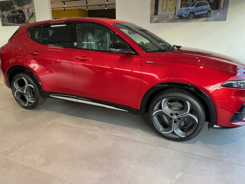 Alfa Romeo Tonale nuova a Benevento (3)