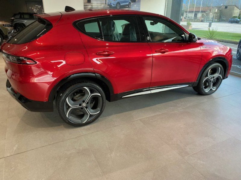 Alfa Romeo Tonale nuova a Benevento (5)