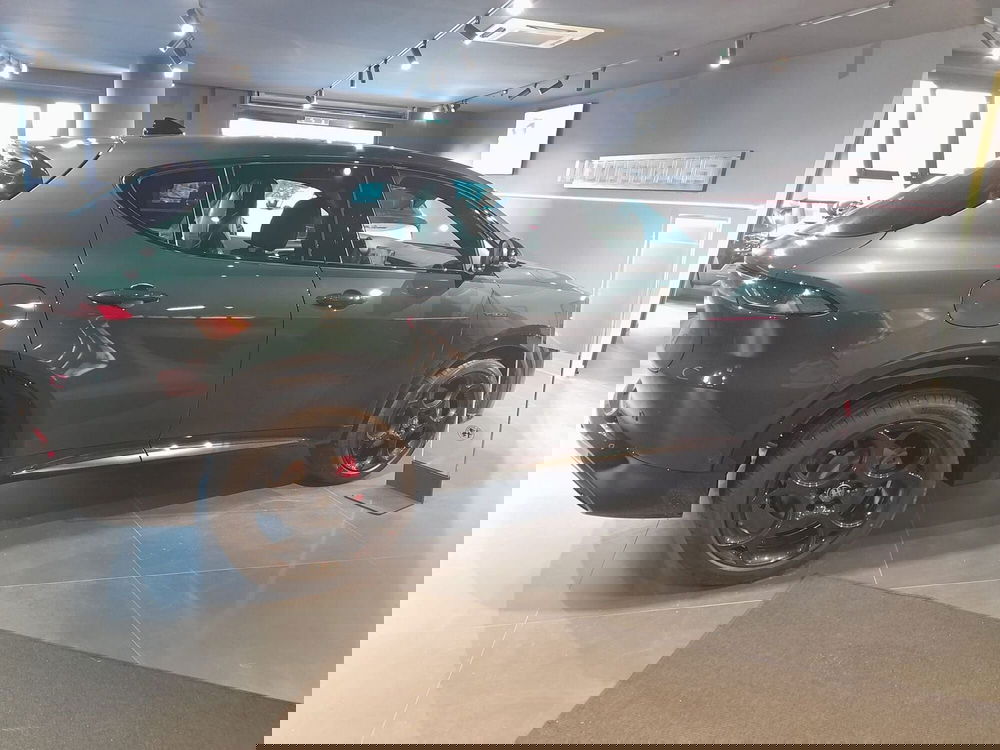 Alfa Romeo Tonale nuova a Benevento (5)