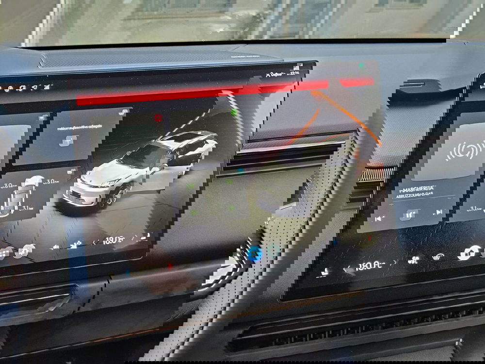 Lynk & Co 08 nuova a Pescara (14)