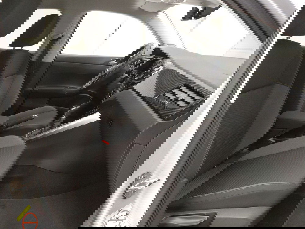 Volkswagen Taigo nuova a Bologna (7)