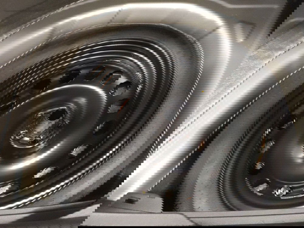 Volkswagen Taigo nuova a Bologna (9)