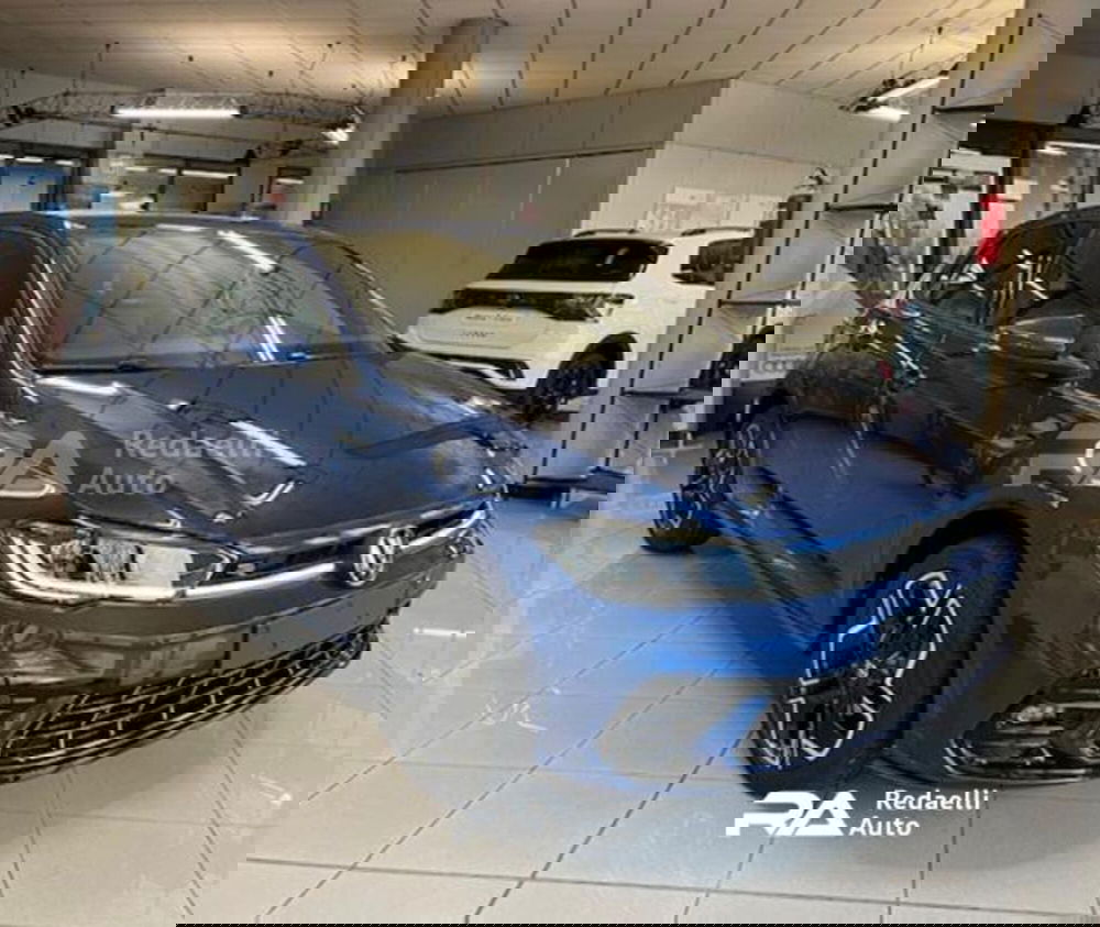 Volkswagen Polo nuova a Lecco (2)