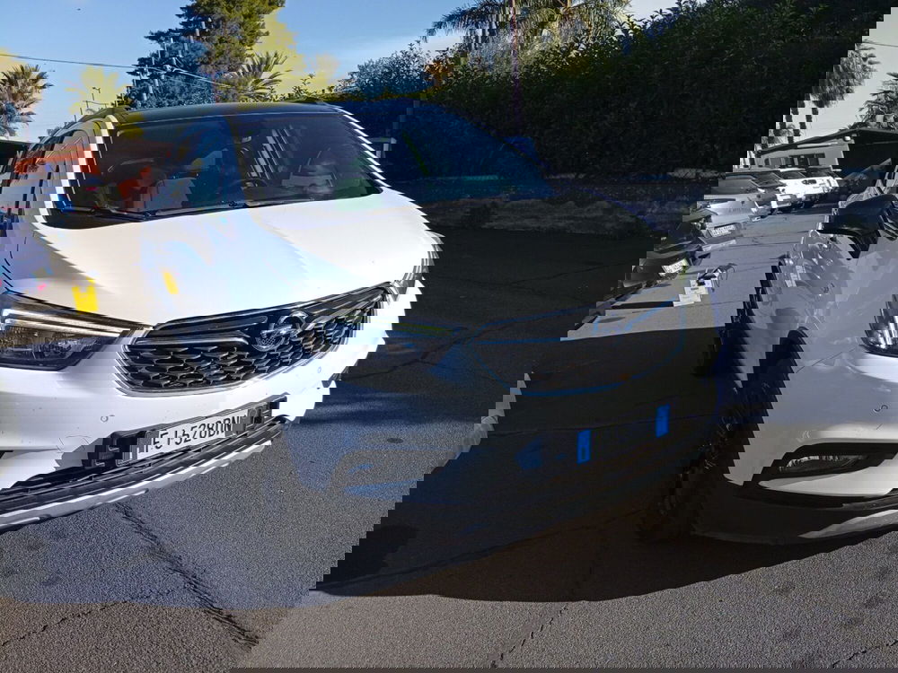 Opel Mokka nuova a Catania