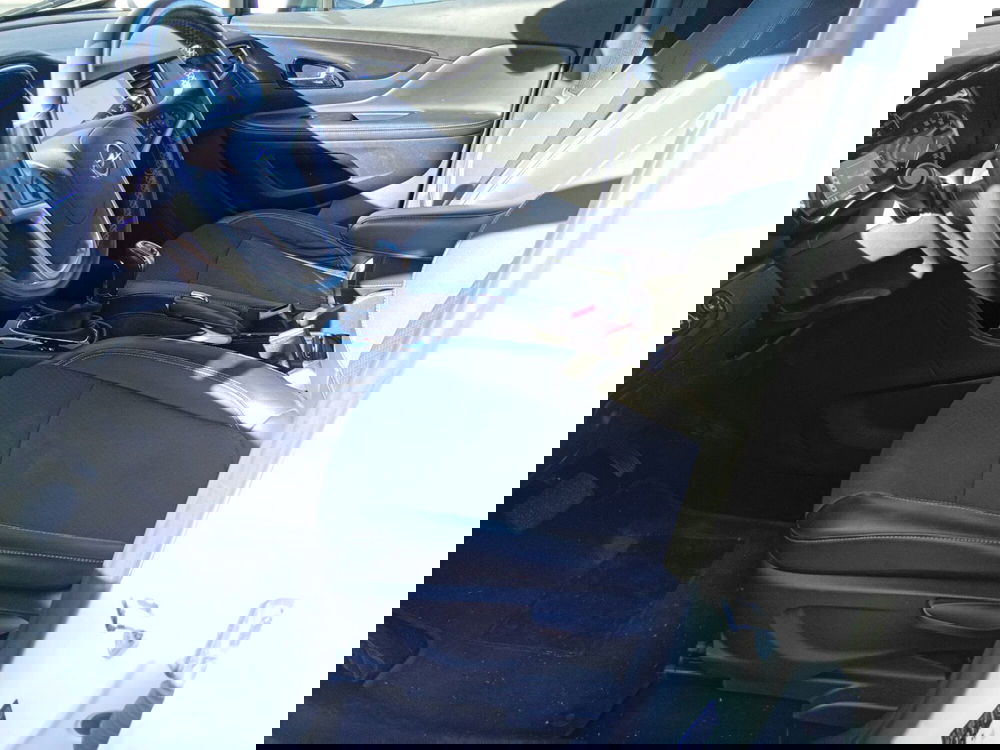 Opel Mokka nuova a Catania (10)