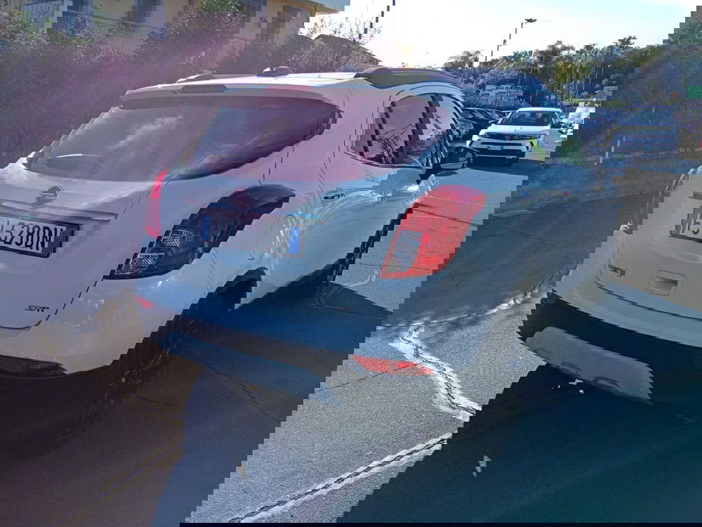 Opel Mokka nuova a Catania (3)