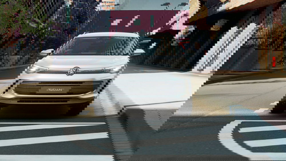 Volkswagen Tiguan nuova a Reggio Calabria (10)