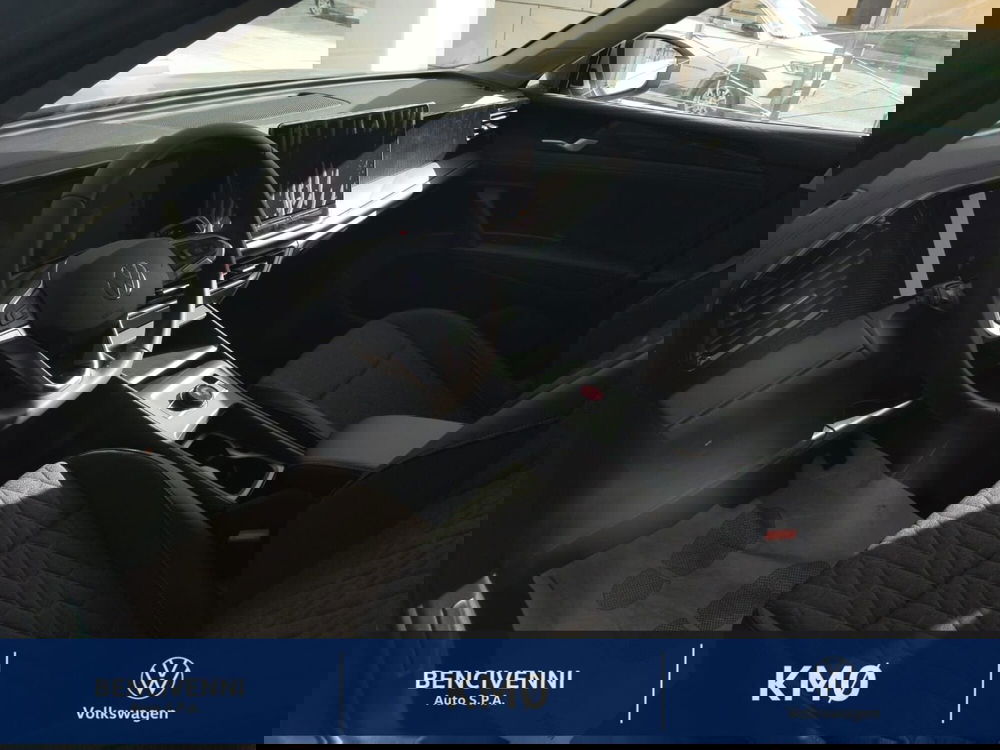 Volkswagen Tiguan nuova a Reggio Calabria (5)