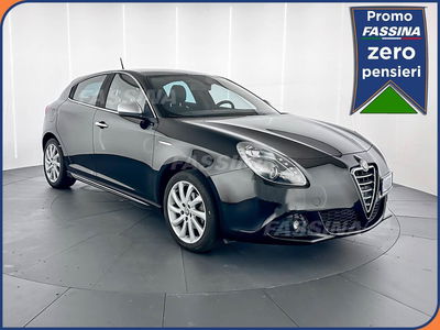 Alfa Romeo Giulietta 1.4 Turbo Distinctive 120cv del 2013 usata a Milano
