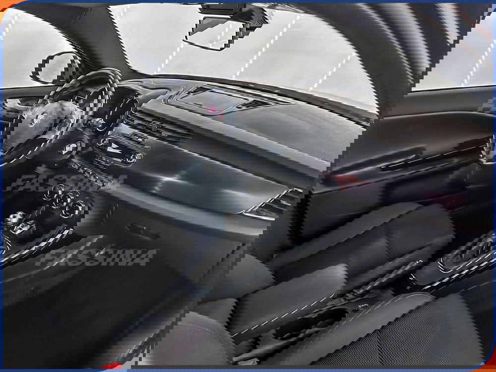 Alfa Romeo Giulietta usata a Milano (12)