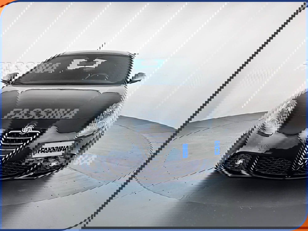 Alfa Romeo Giulietta usata a Milano (2)