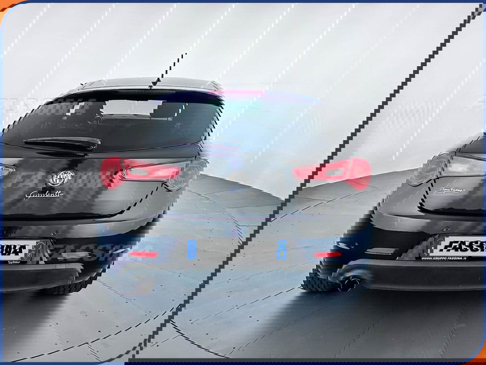 Alfa Romeo Giulietta usata a Milano (5)